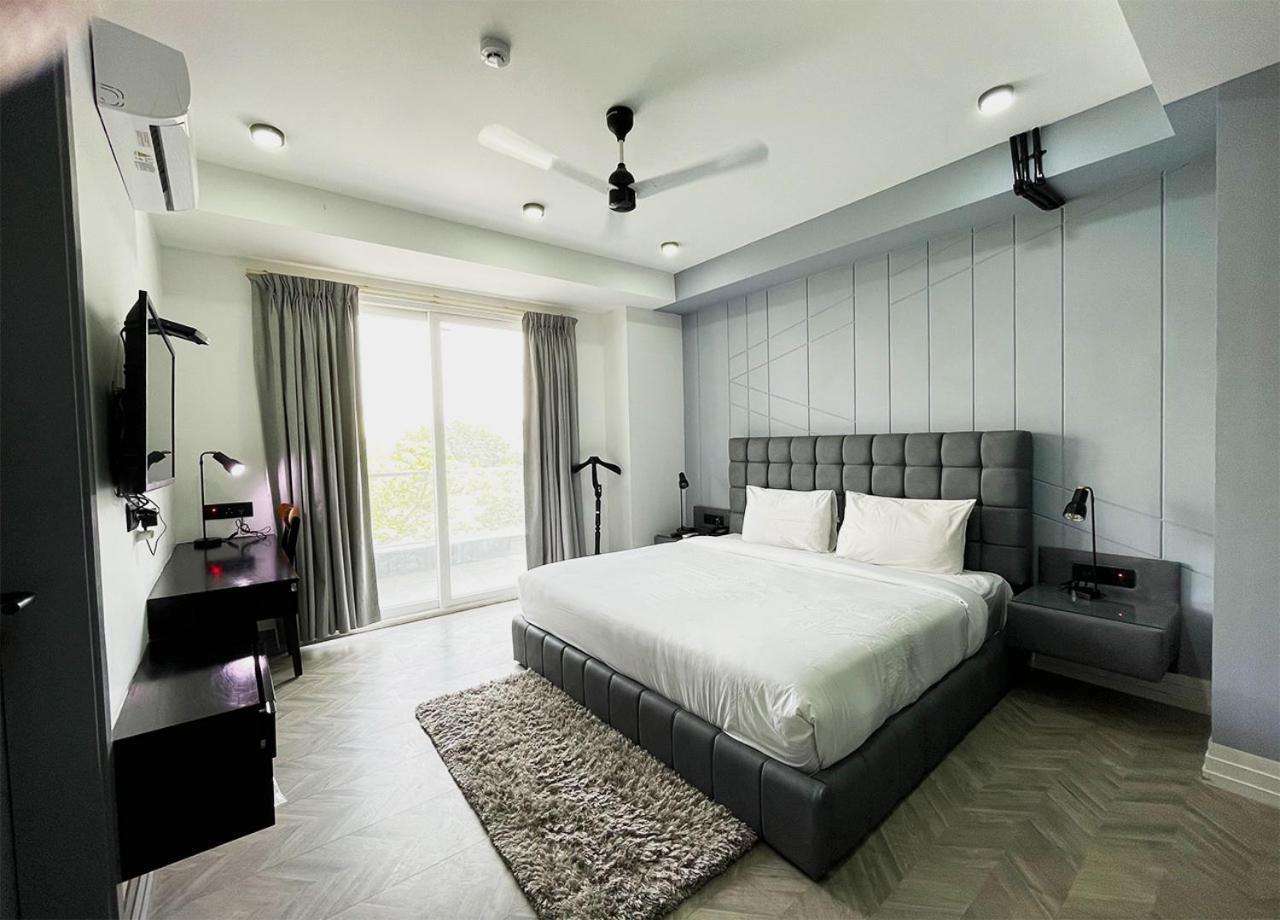 Bedchambers Serviced Apartments - Cyber City Gurgáon Kültér fotó