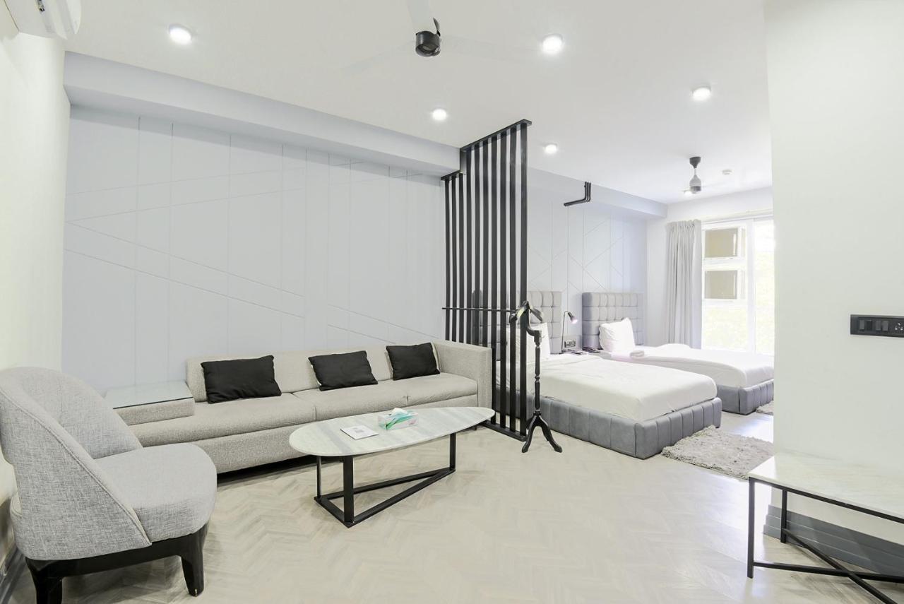 Bedchambers Serviced Apartments - Cyber City Gurgáon Kültér fotó