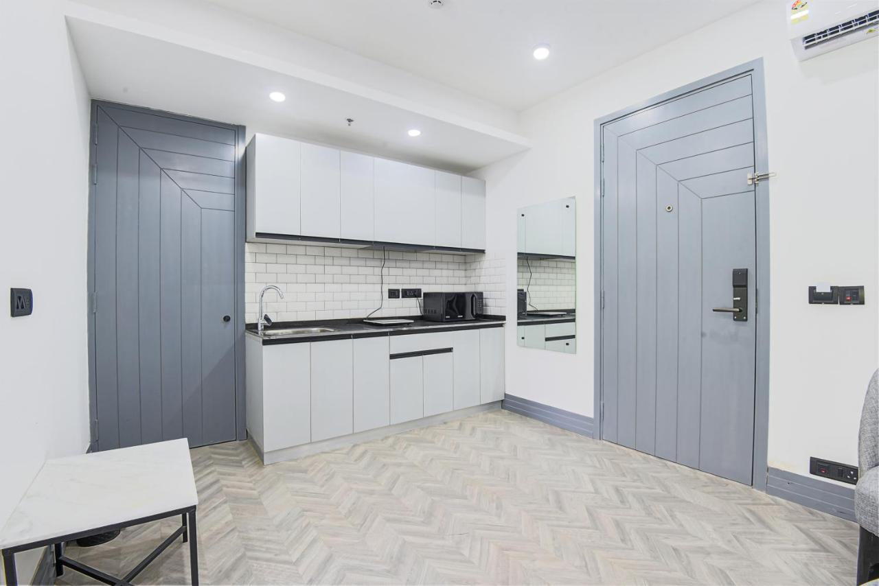 Bedchambers Serviced Apartments - Cyber City Gurgáon Kültér fotó
