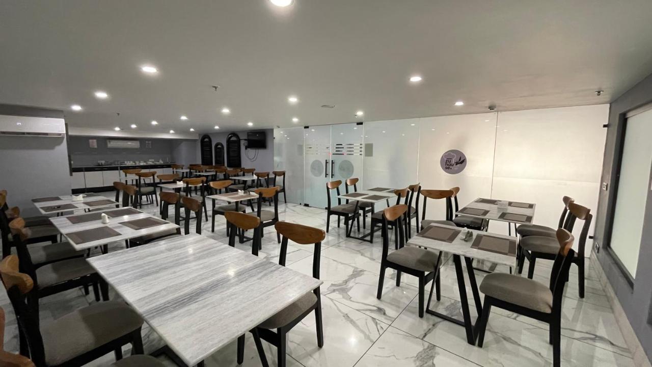 Bedchambers Serviced Apartments - Cyber City Gurgáon Kültér fotó