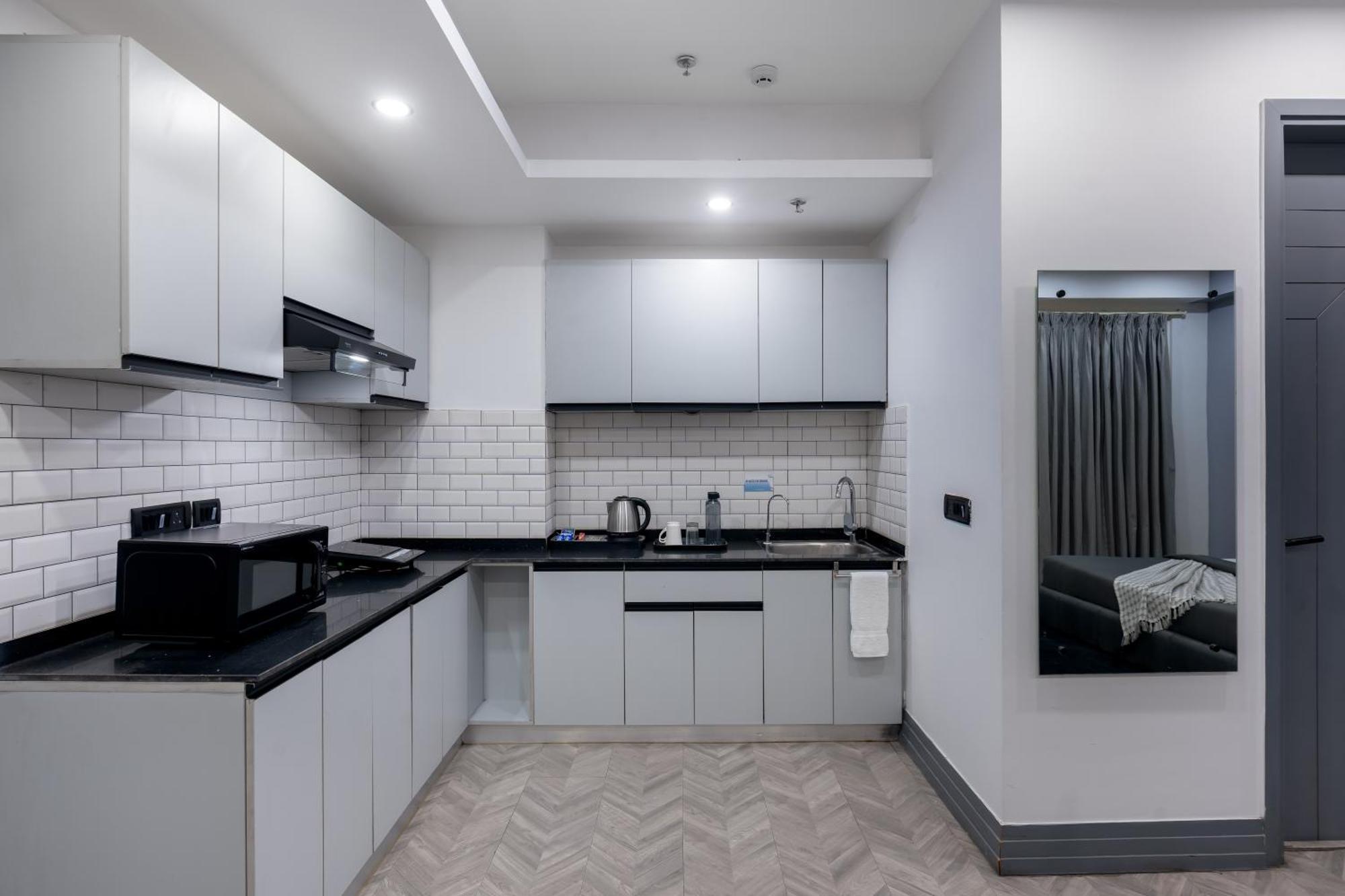 Bedchambers Serviced Apartments - Cyber City Gurgáon Kültér fotó